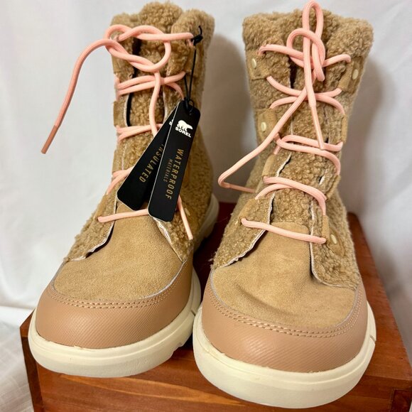 NWT Sorel Women's Explorer II Joan Cozy Cold-Weather Boots - Size 9 - Picture 5 of 10